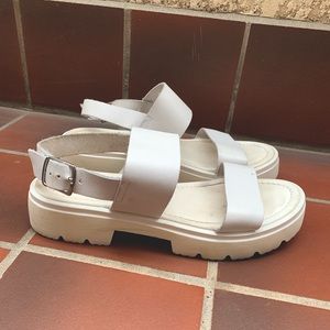 Steve Madden White Platform Sandals, Size 7
